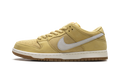 Nike SB Dunk Low Saturn Gold FJ1674-700 | Skate Sneaker