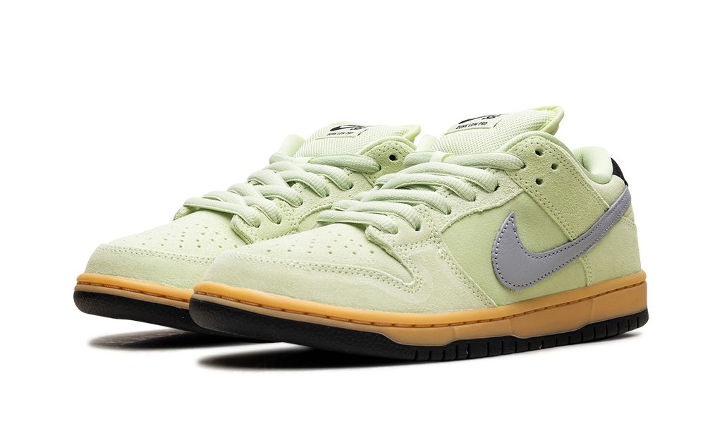 Nike SB Dunk Low Verdugo Mountain HQ1626 300 - LA-Inspired Skate Shoe