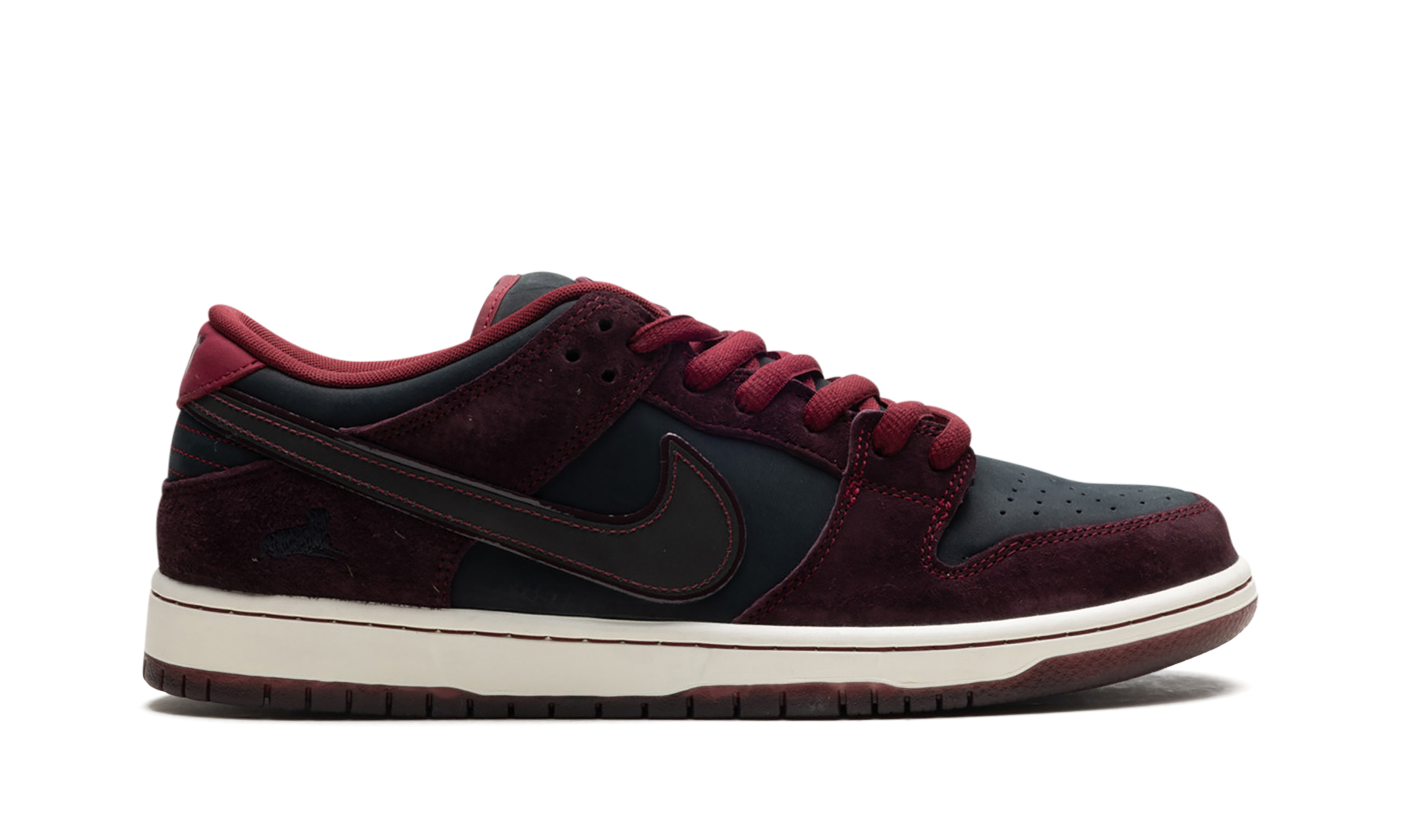 Nike SB Dunk Low Riot Skateshop Special Box FZ1289-200