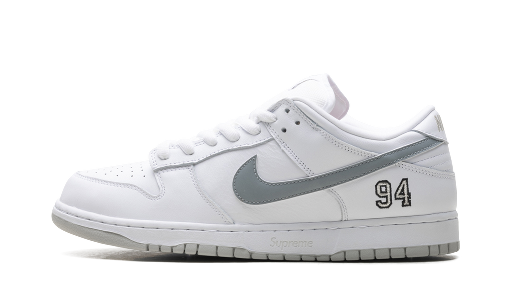 Supreme x Nike SB Dunk Low White HQ8487 100 | 2025 Collaboration