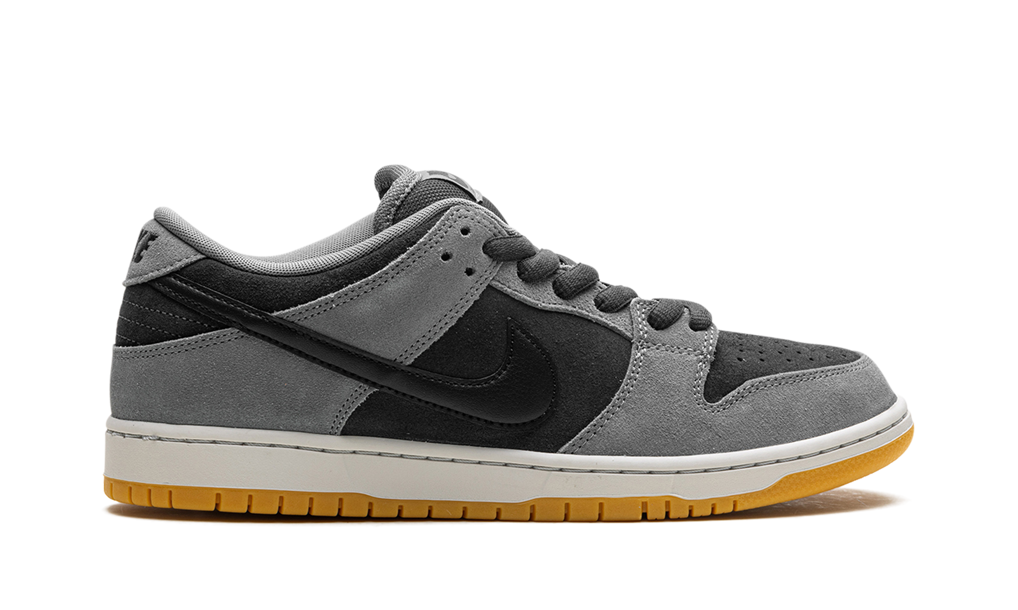 Nike SB Dunk Low Pro Dark Smoke Grey HF3063-001 | Skate Shoe