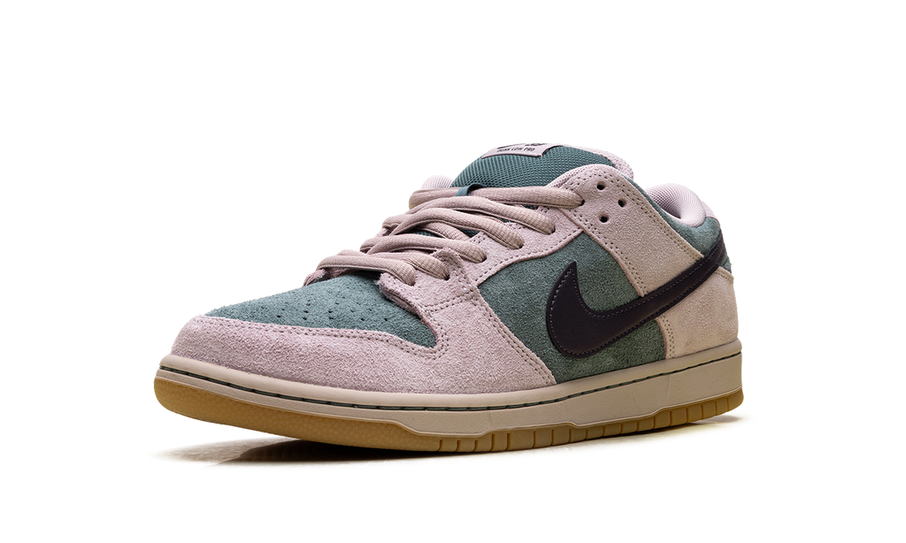Nike SB Dunk Low Pro Mineral Slate - Premium Skate Shoe with Zoom Air Cushioning