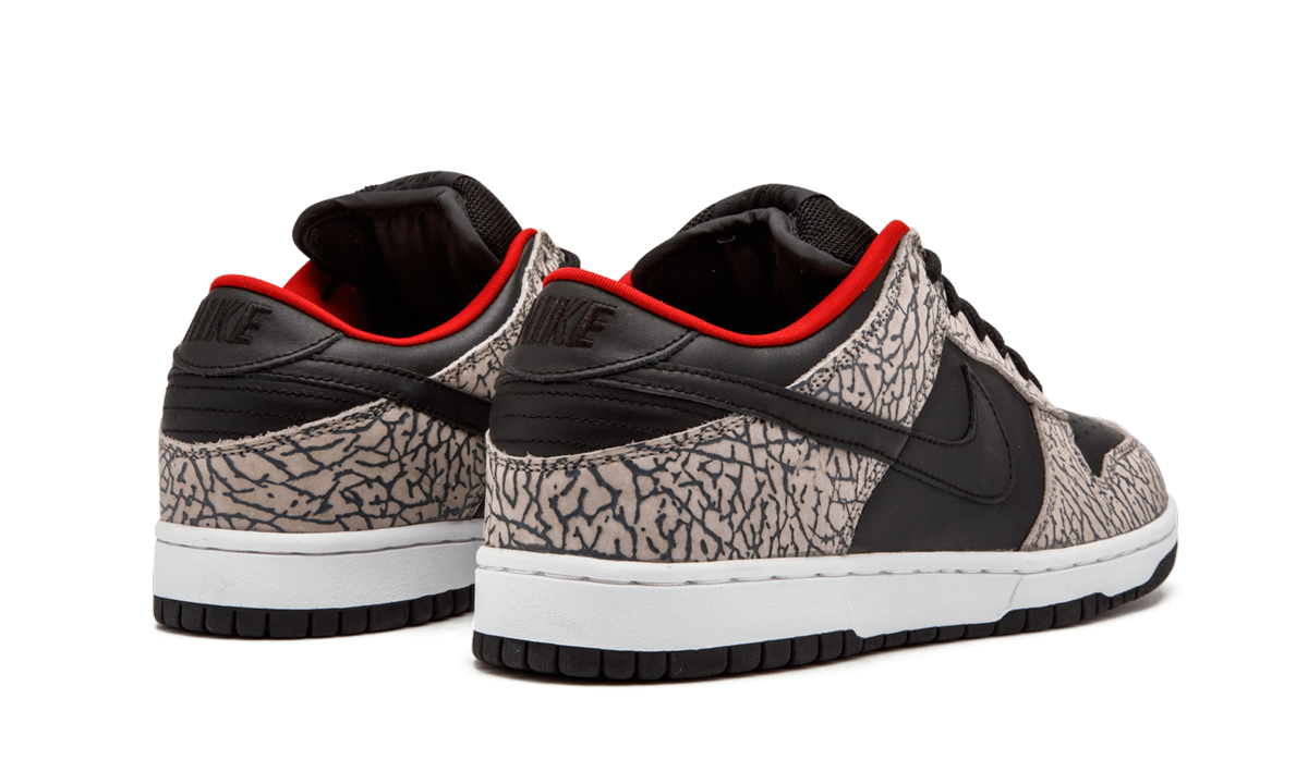 SB Dunk Low Pro Supreme Black Cement 304292-131 | Legendary 2002 Collaboration