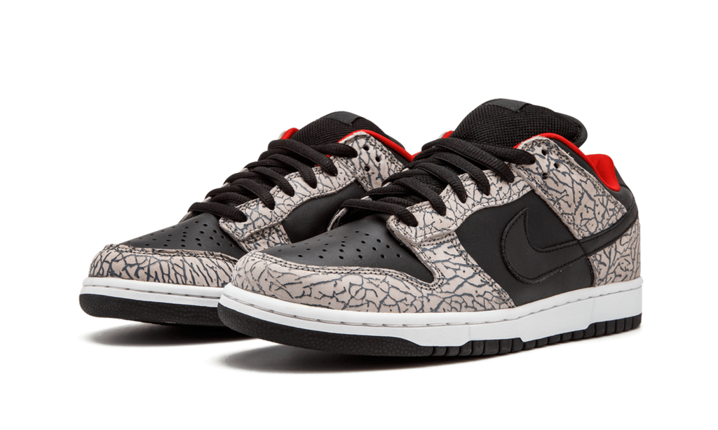 SB Dunk Low Pro Supreme Black Cement 304292-131 | Legendary 2002 Collaboration