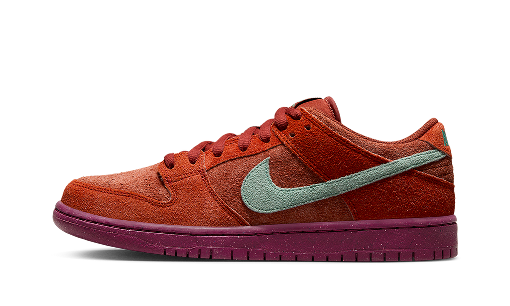 Nike SB Dunk Low Pro Prm Mystic Red - All-Suede Skate Shoe with Emerald Accents