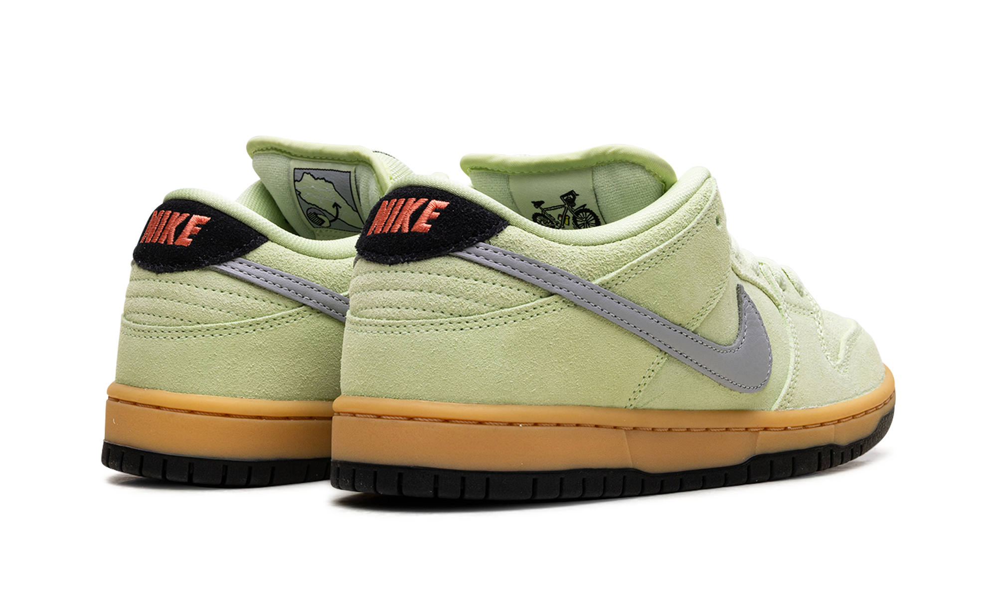 Nike SB Dunk Low Verdugo Mountain HQ1626 300 - LA-Inspired Skate Shoe