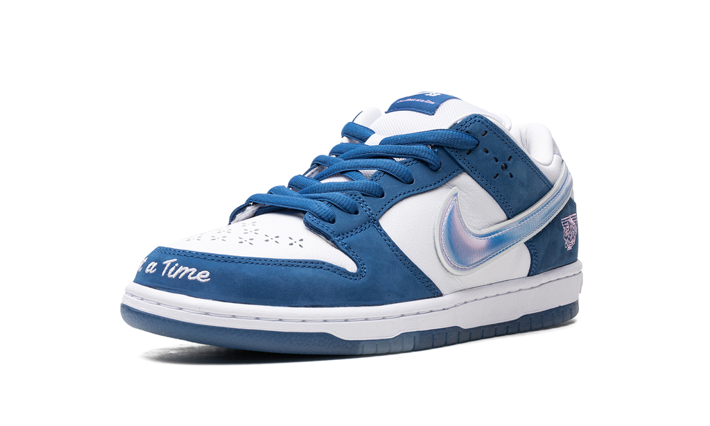 Nike SB Dunk Low Born x Raised "One Block at a Time" FN7819-400