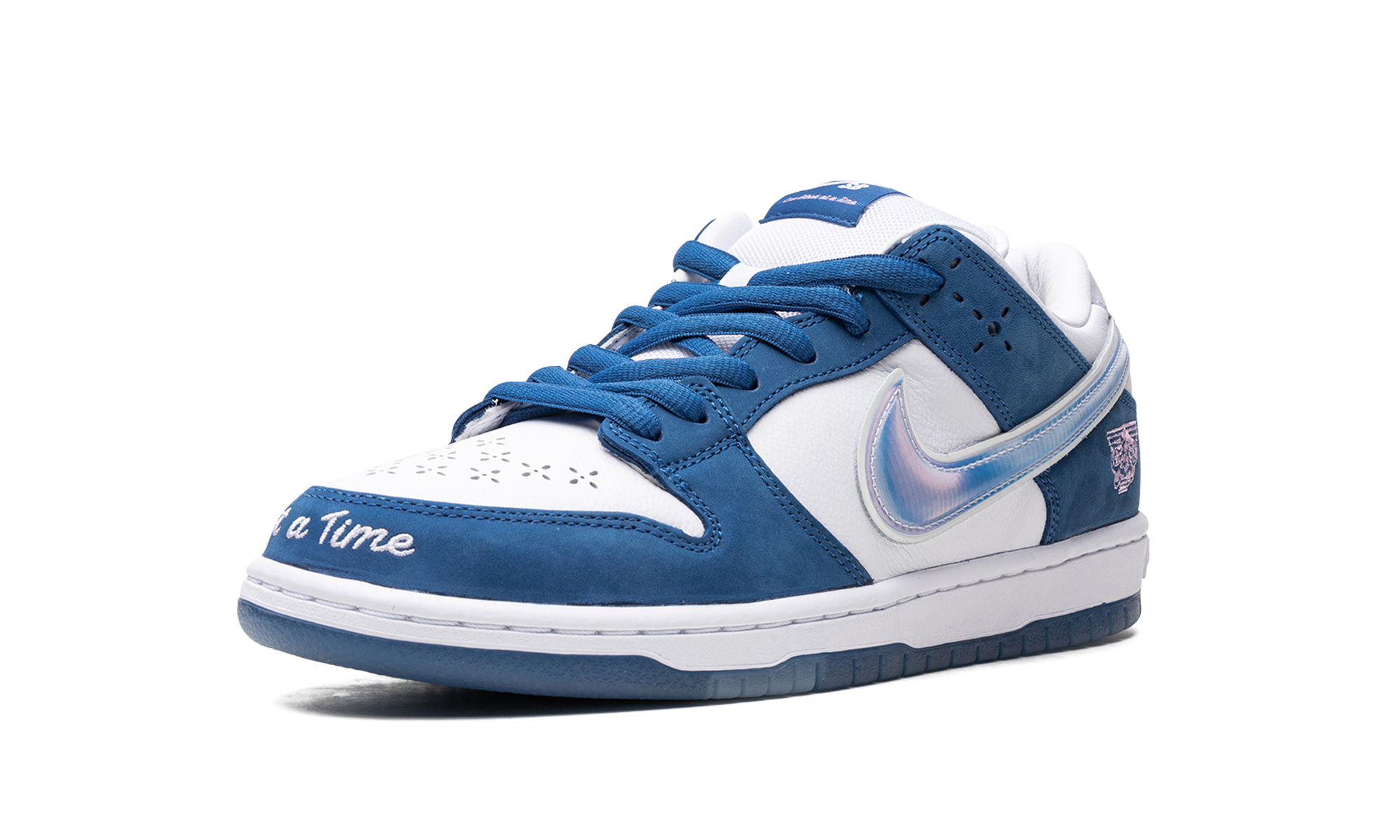 Nike SB Dunk Low Born x Raised "One Block at a Time" FN7819-400
