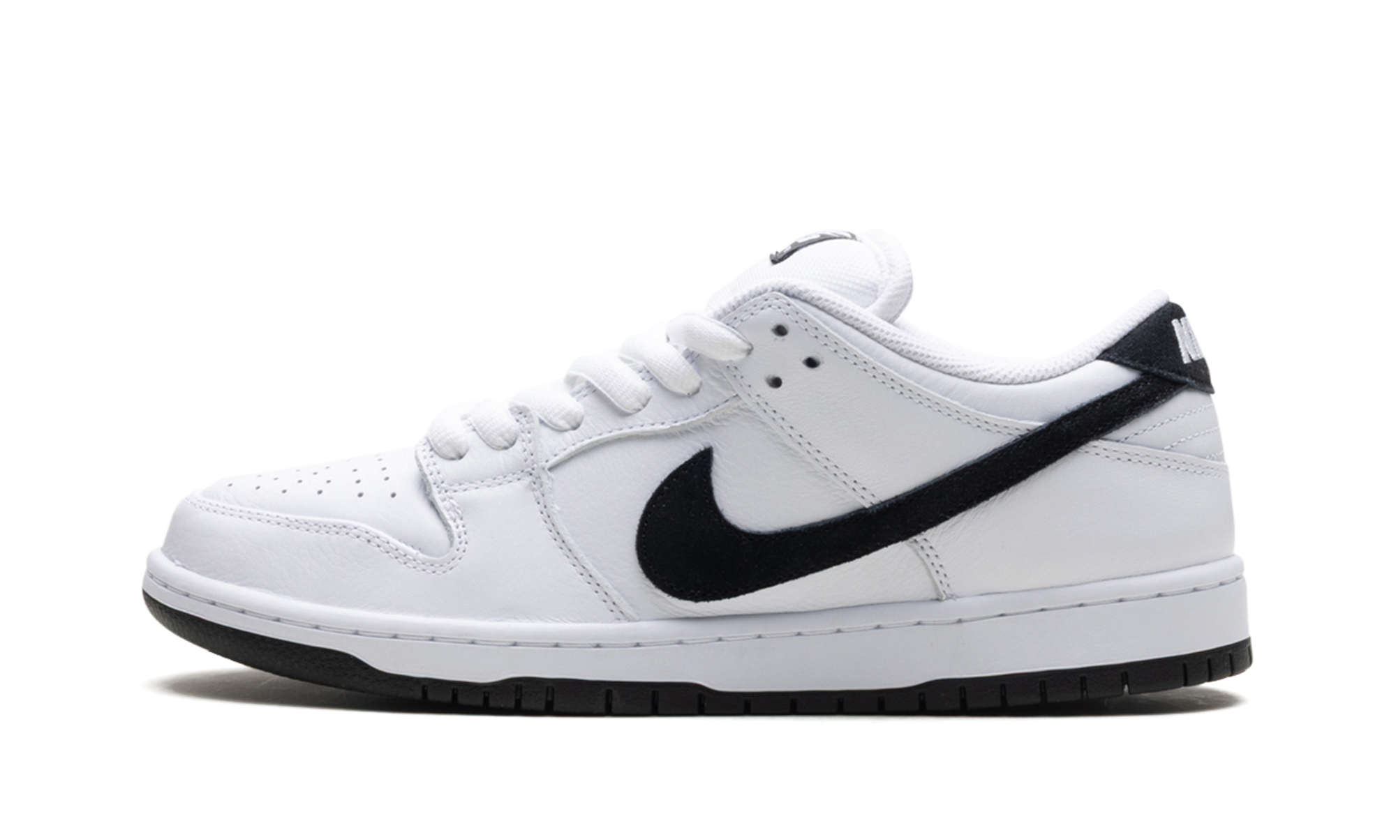 Nike SB Dunk Low Pro White Black HF3704 100 - Skate Classic