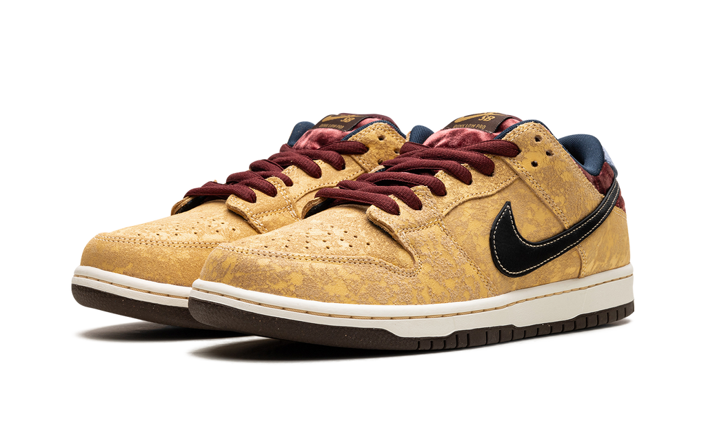 Nike SB Dunk Low "City of Cinema" - Celestial Gold Crackled Leather Paris-Inspired Skate Shoe