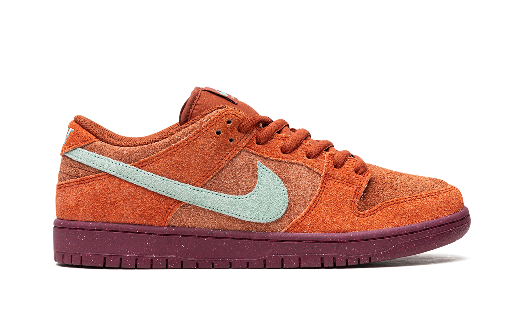 Nike SB Dunk Low Pro Prm Mystic Red - All-Suede Skate Shoe with Emerald Accents