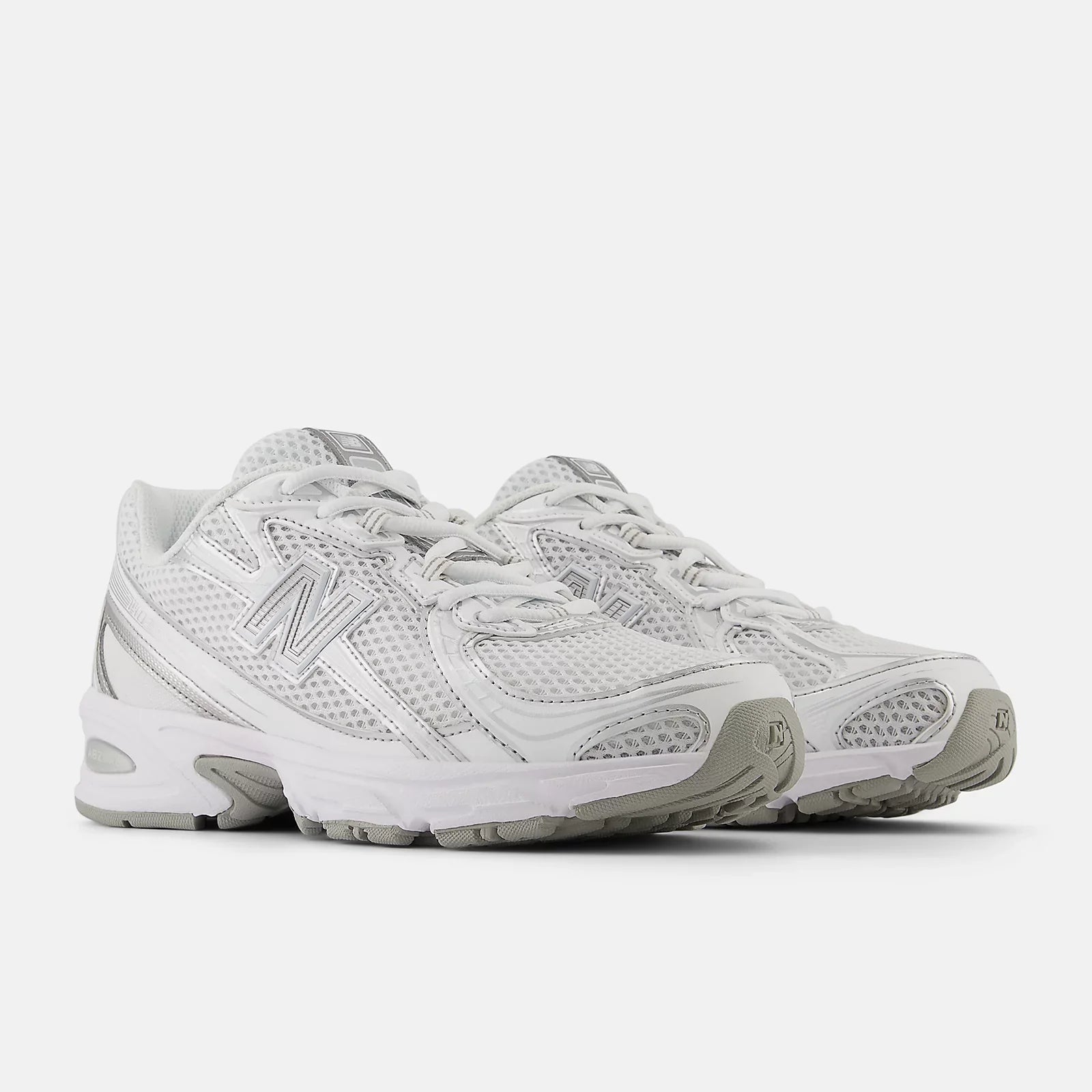 New Balance 740 Unisex Running Shoe | Retro Daily Runner