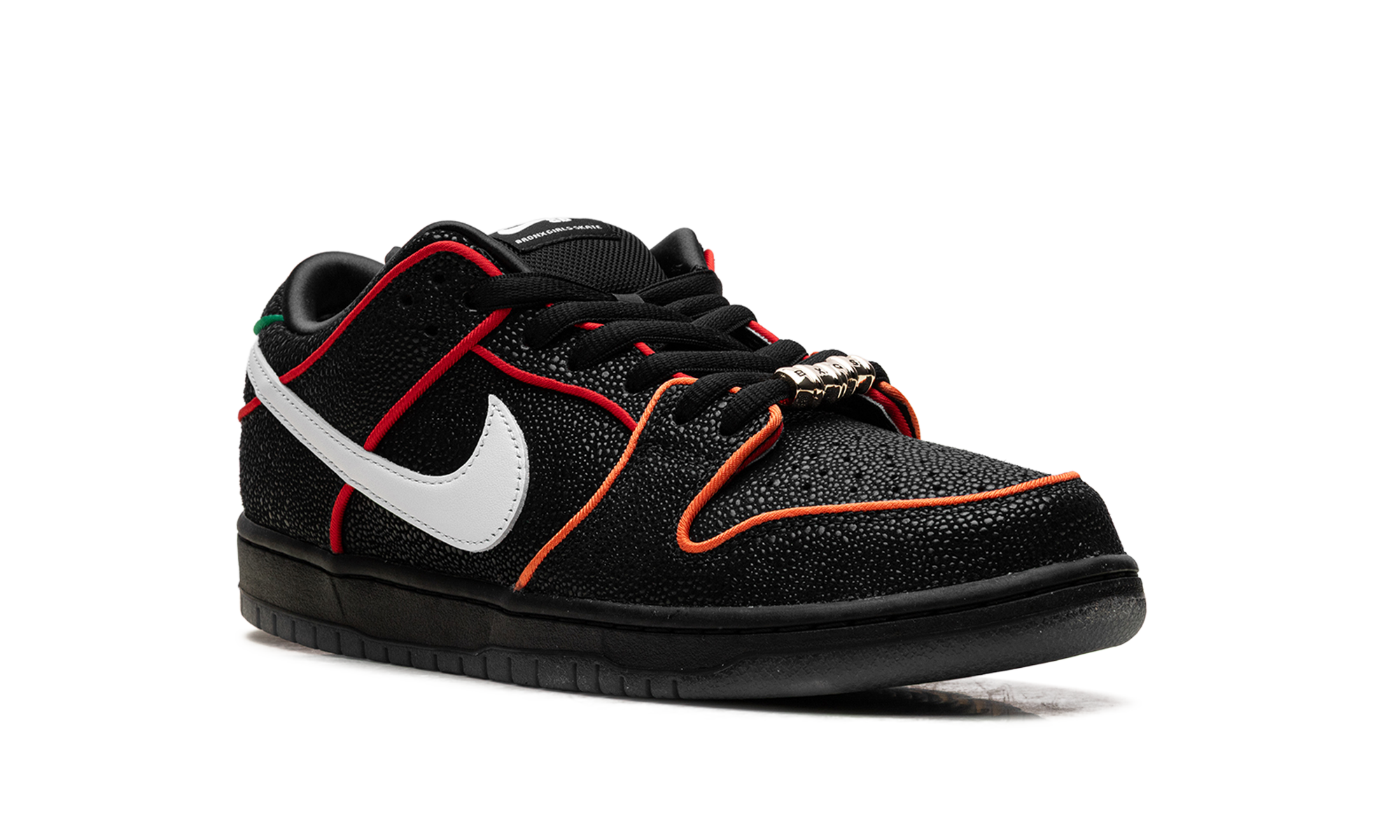 Nike SB Dunk Low Bronx Girls Skate - Black Pebbled Leather HV1664 001