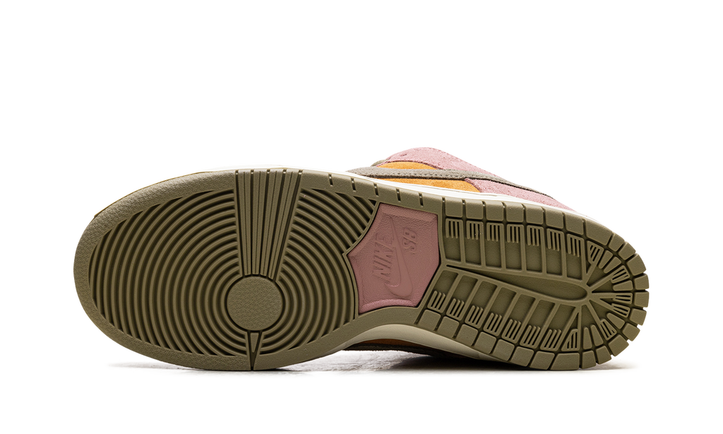Nike SB Dunk Low Red Stardust HJ4135-600 | Premium Skate Sneaker