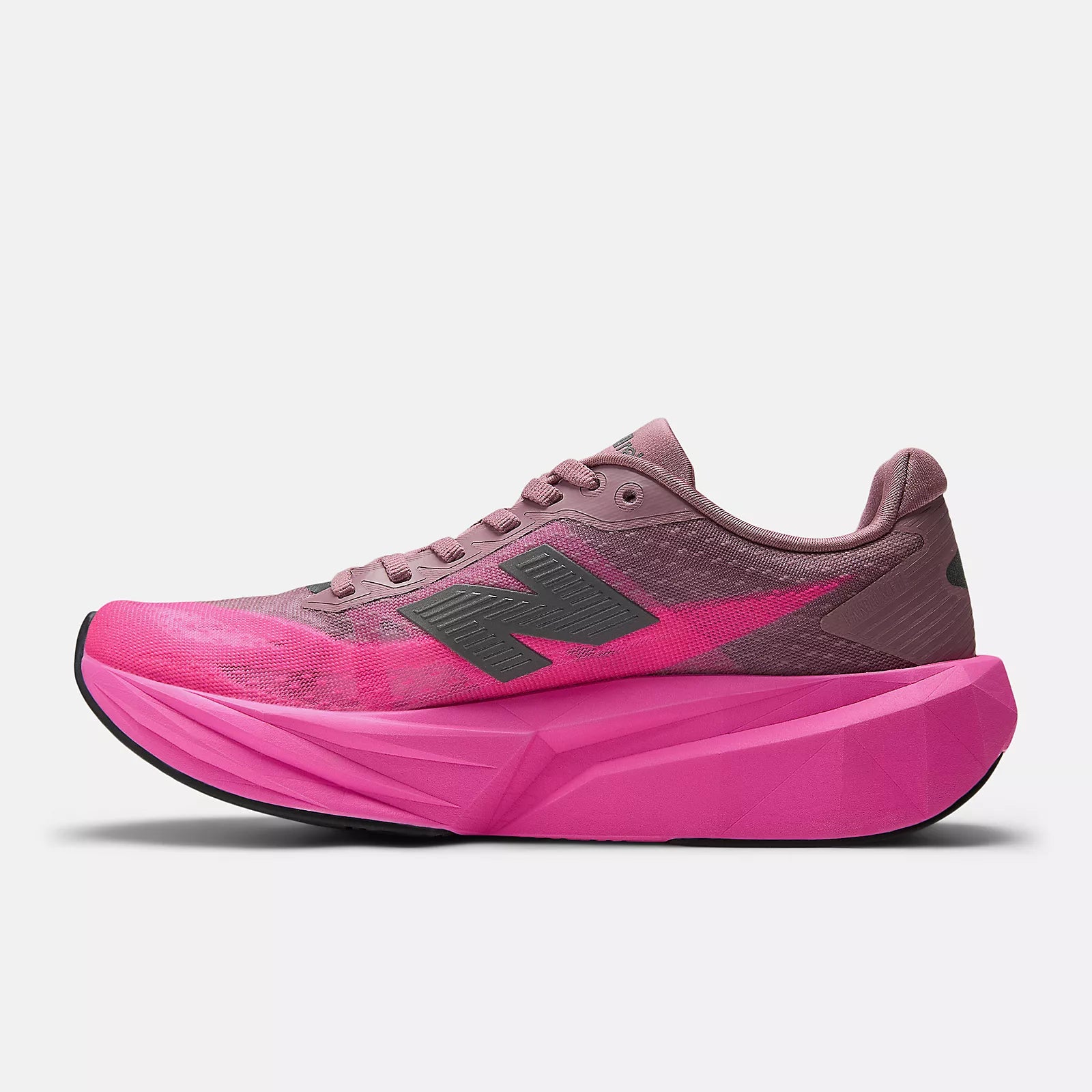 Women's FuelCell Rebel v5 - Lightweight Racing Running Shoe