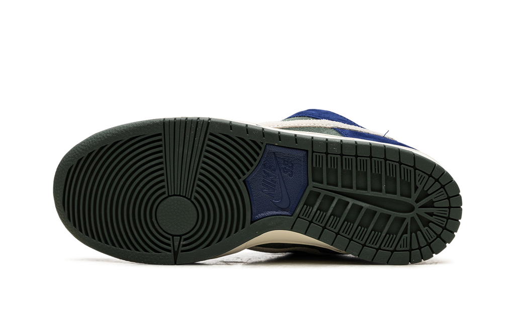 Nike SB Dunk Low Deep Royal Blue HF3704-400 | Vintage Green & Navy Skate Shoe